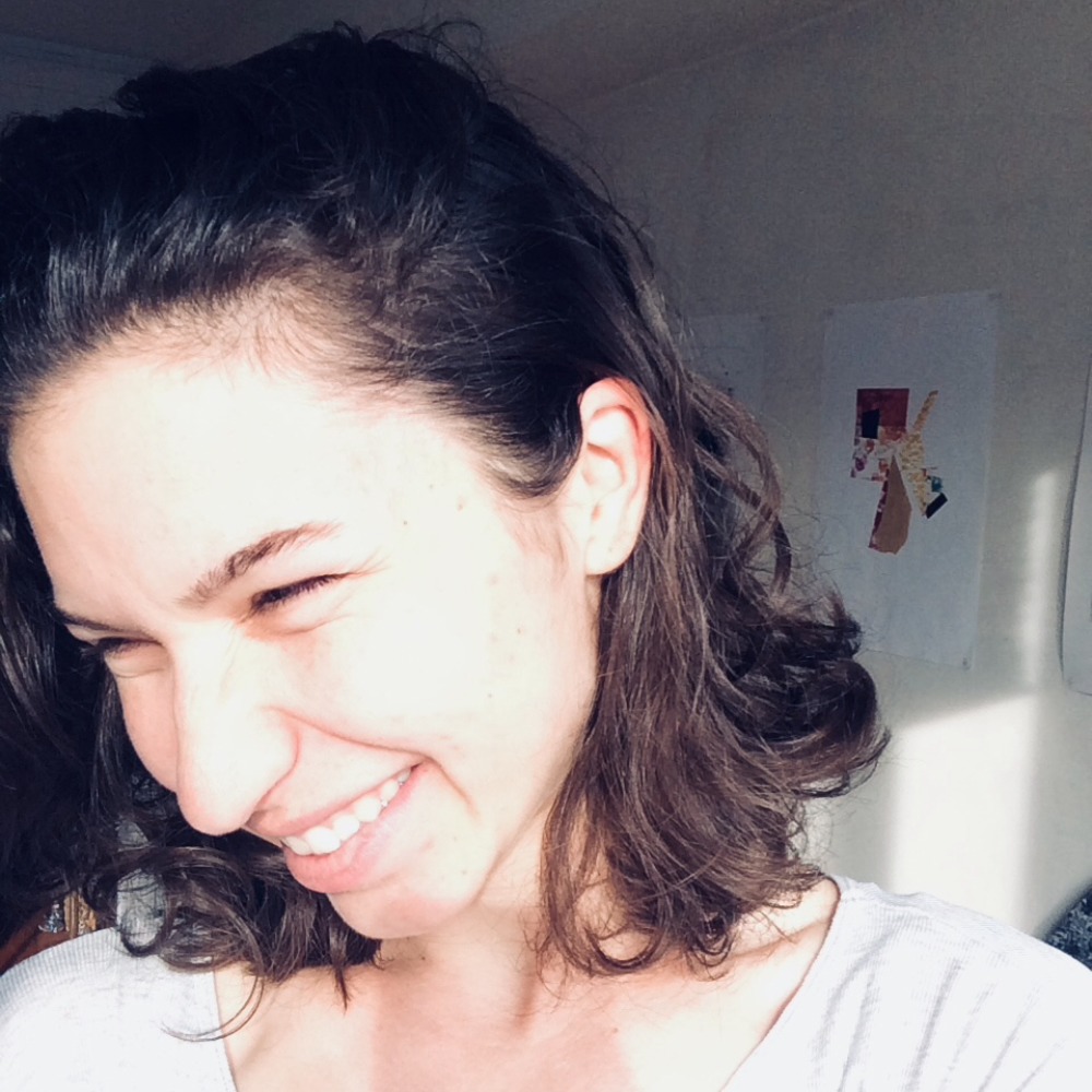 Meet your Posher, Crystal